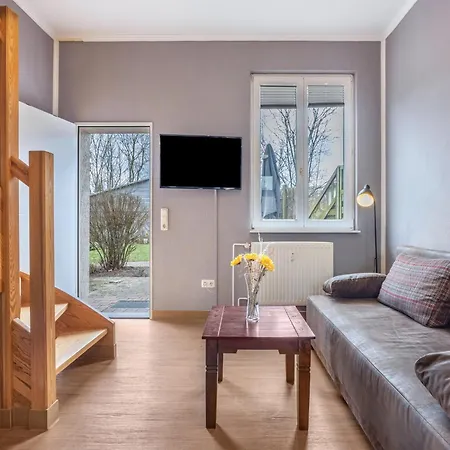Casa vacanze Reihenhaus Mit Wlan In Am Mueritzsee, Cleaning Included *